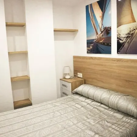 Apartamento Centrico Y En Primera Linea De Playa. *